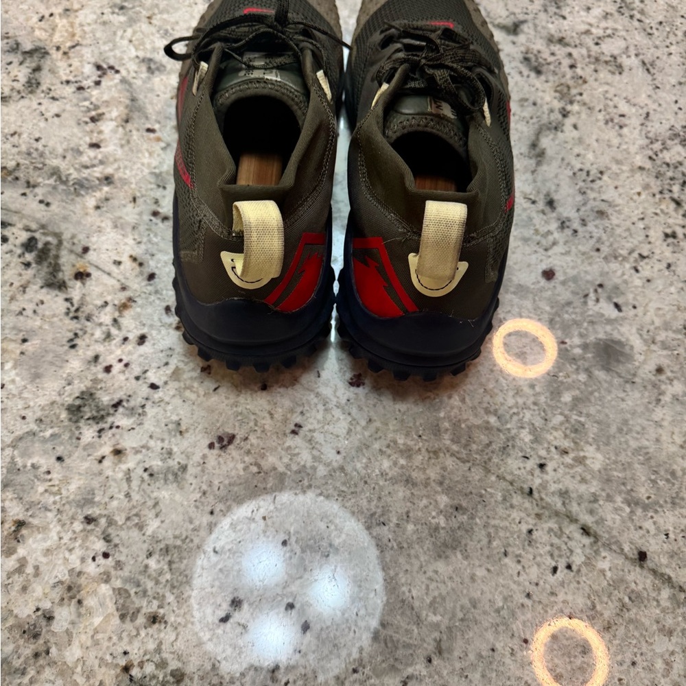 Nike Olive and Red Trail Running Shoes - Picture 2 of 5